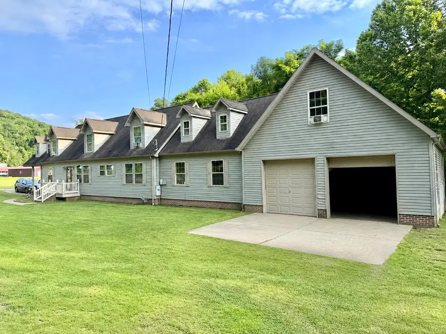 18 Savage Branch Rd., Salt Rock, WV 25559 - #2