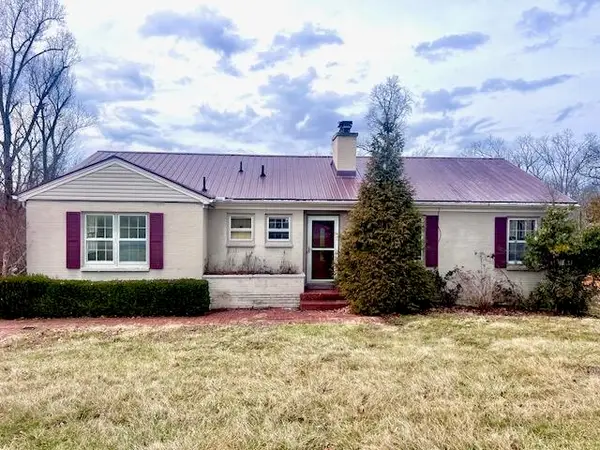 2209 S Inwood Drive, Huntington, WV 25701