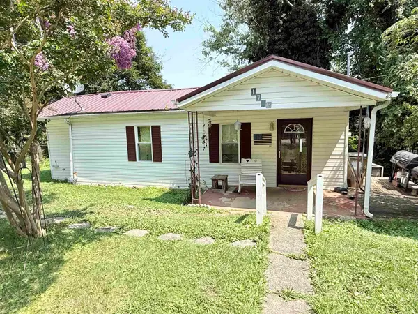 1157 Hash Ridge Road, Barboursville, WV 25504