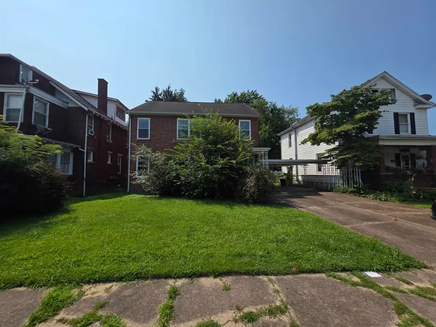 825 12th Avenue, Huntington, WV 25701 - #2