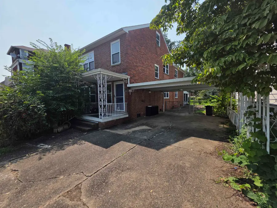 825 12th Avenue, Huntington, WV 25701 - #3