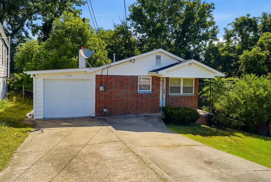 5103 Nickel Plate Dr, Huntington, WV 25705 - #2