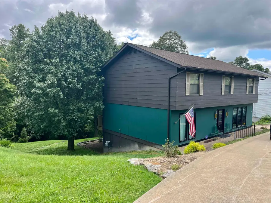 126 Honeysuckle Lane, Huntington, WV 25701 - #2