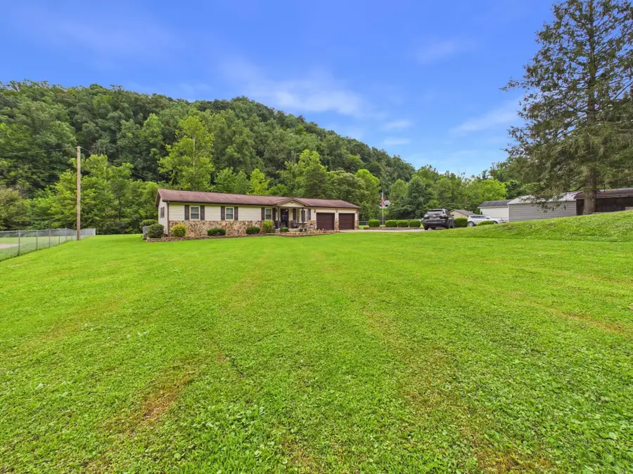 1191 Fields Creek Road, Winifrede, WV 25214 - #3