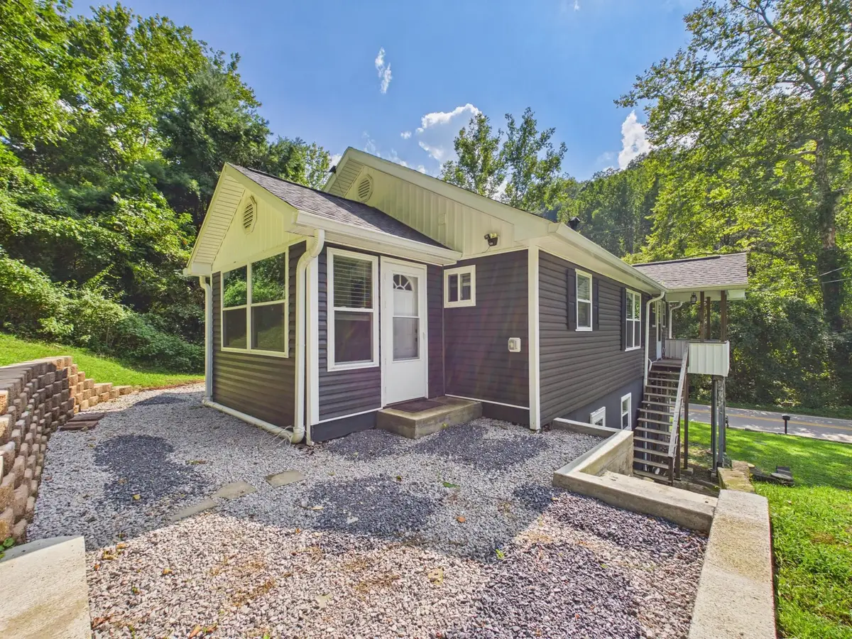 817 Kanawha State Forest Drive, Charleston, WV 25314 - #1