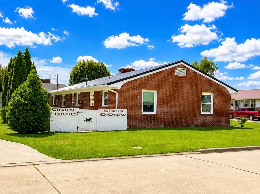 2401 So 10th Street, Ironton, OH 45638 - #3