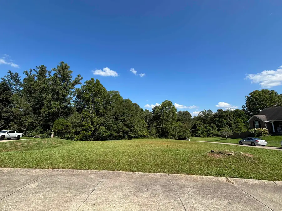 1102 Oakwood Rd, Culloden, WV 25510 - #2