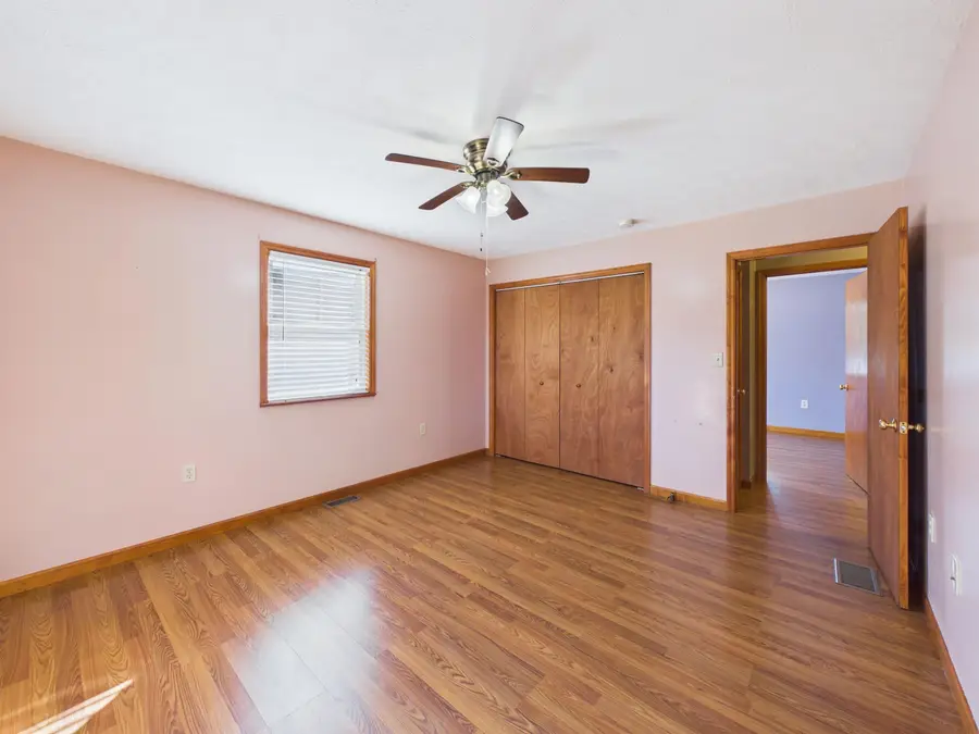 136 Roanoke Circle, Wayne, WV 25570 - #3