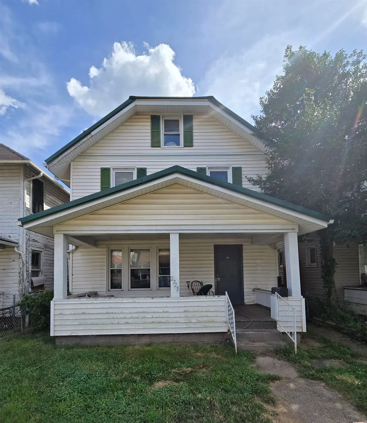 2725 Highlawn Avenue, Huntington, WV 25702-1320 - #1