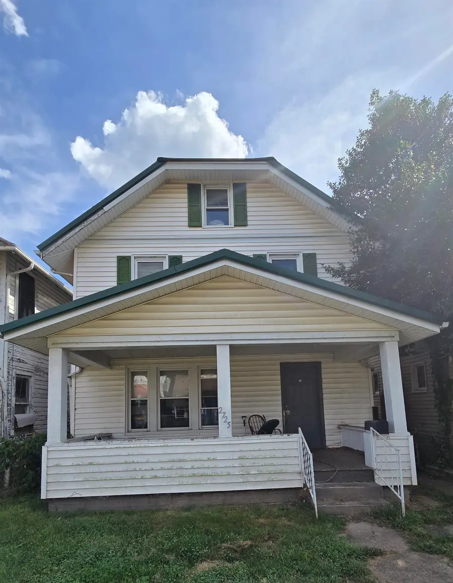 2725 Highlawn Avenue, Huntington, WV 25702-1320 - #2