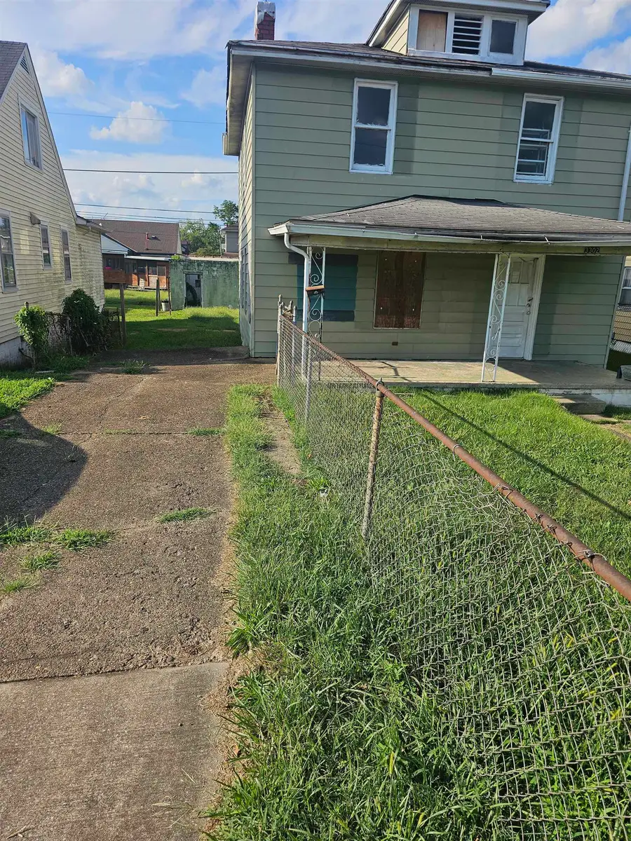 3302 Waverly Road, Huntington, WV 25705 - #2
