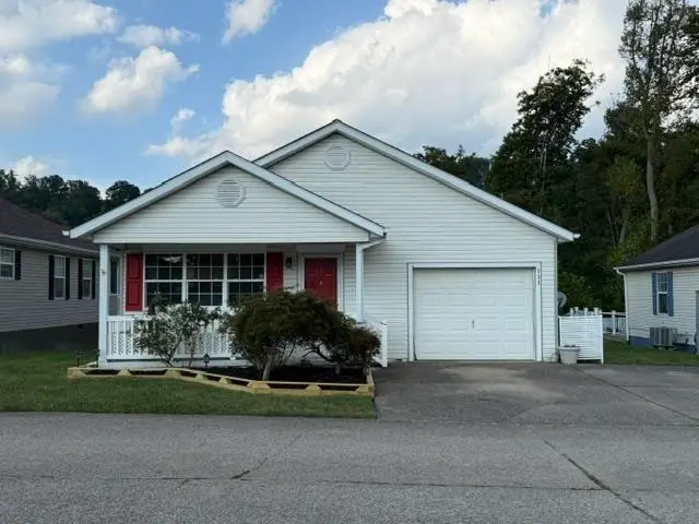 111 Palm Drive, Huntington, WV 25705 - #1