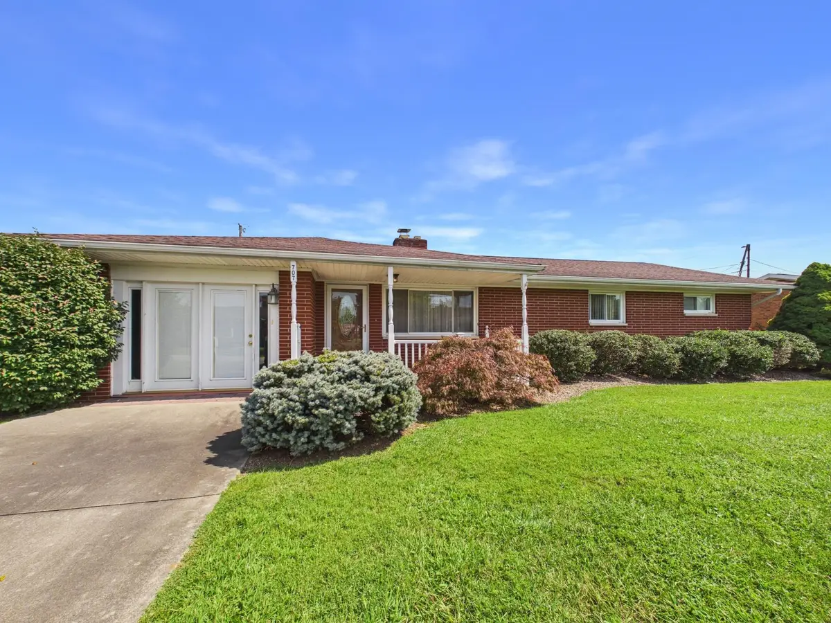 707 E 3rd Street, South Point, OH 45680 - #1