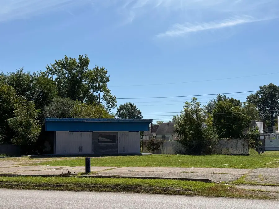 239 Adams Avenue, Huntington, WV 25701 - #3