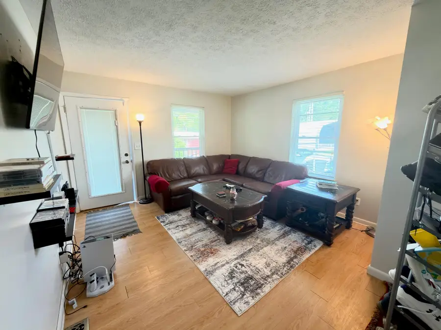 105 Daisy Drive, Huntington, WV 25705 - #2
