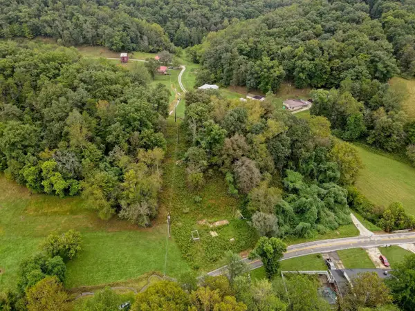 2263 McComas Road, Barboursville, WV 25504