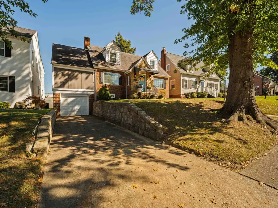 54 Fairfax Drive, Huntington, WV 25701 - #2