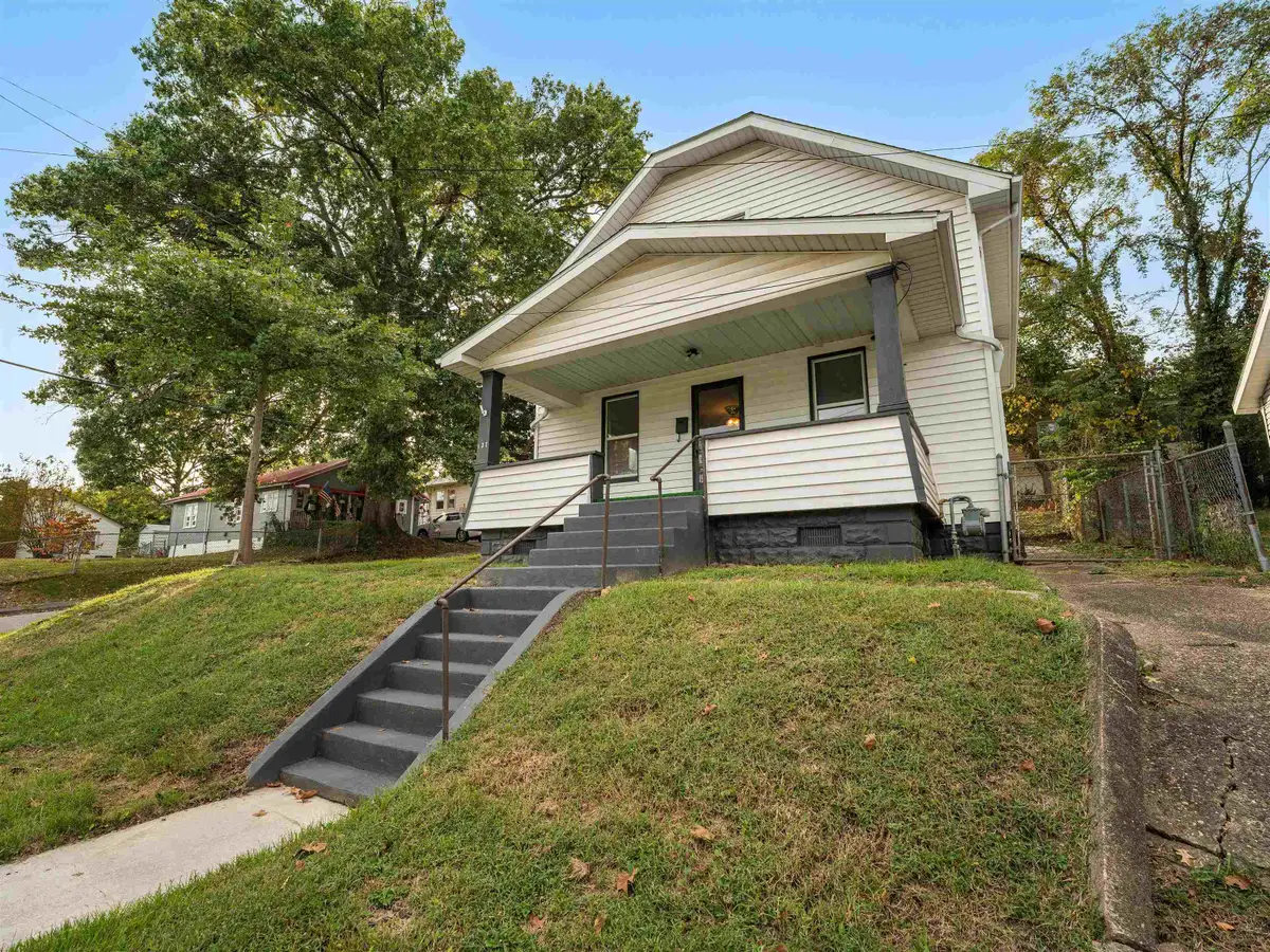 137 Sycamore Street, Huntington, WV 25705 - #1