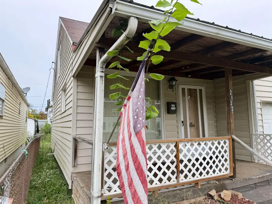 2132 8th Avenue, Huntington, WV 25703 - #2
