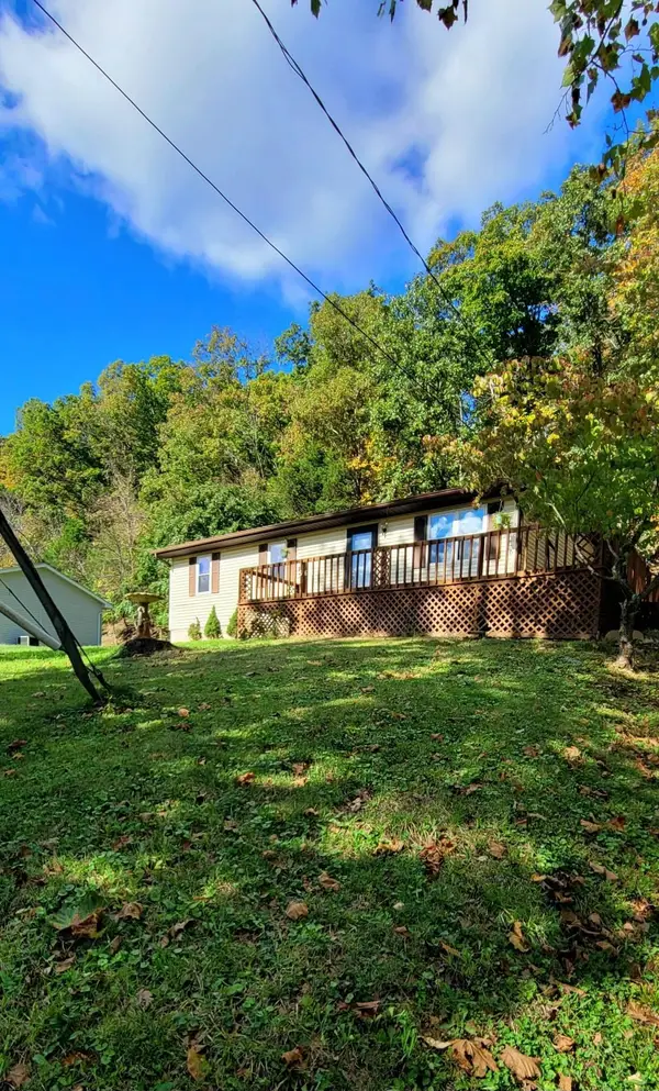 561 Wilson Road, Barboursville, WV 25504