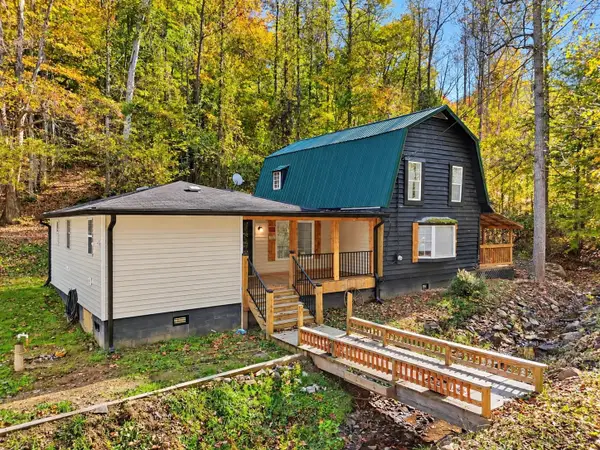 5489 Lynn Creek Road, Lavalette, WV 25535