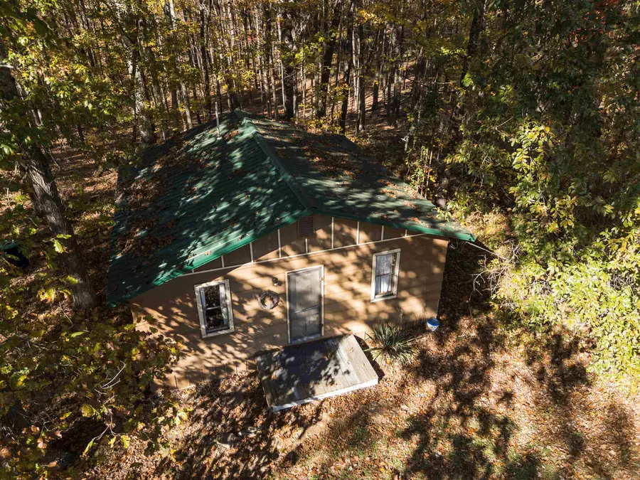 21933 Fox Road, New Plymouth, OH 45654 - #2