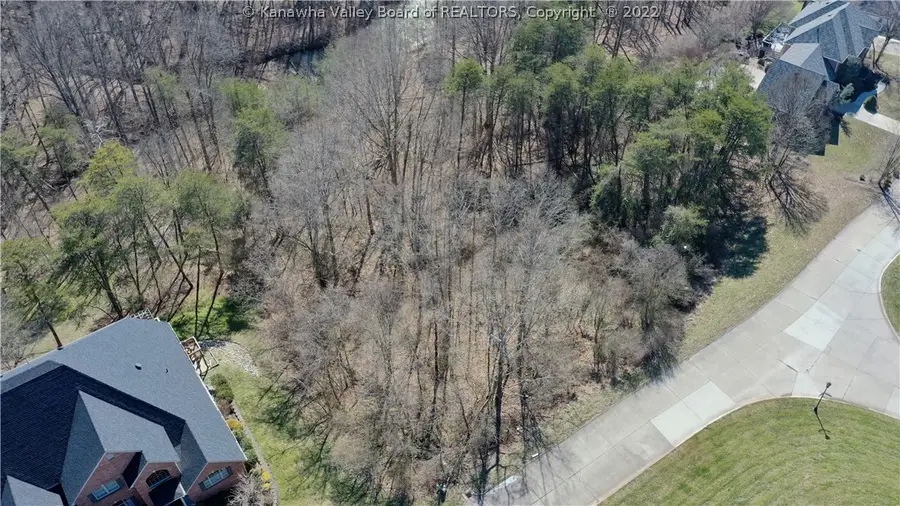 1051 Crestmont Road, Hurricane, WV 25526 - Image #2