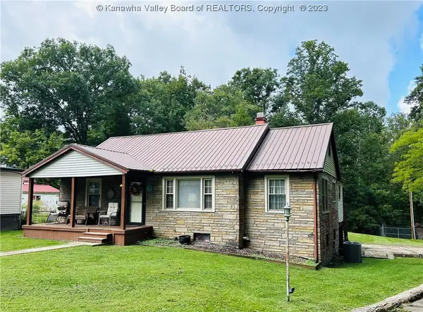 69 Central Avenue, St Albans, WV 25177