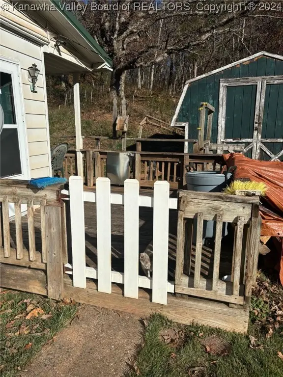 228 Calispel Ridge Road, Leon, WV 25123 - Image #2