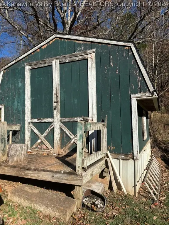 228 Calispel Ridge Road, Leon, WV 25123 - Image #3