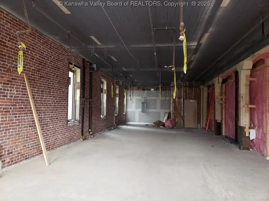 814 Virginia Street E #4, Charleston, WV 25301 - Image #3