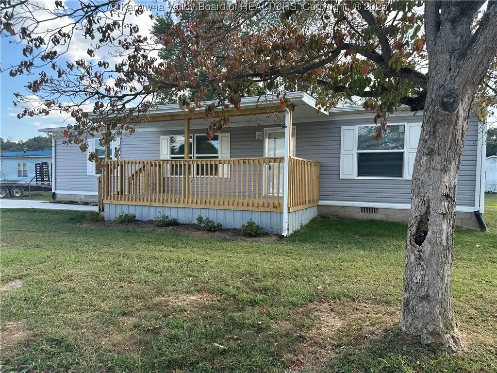 512 Second Street, New Haven, WV 25265 - Image #1