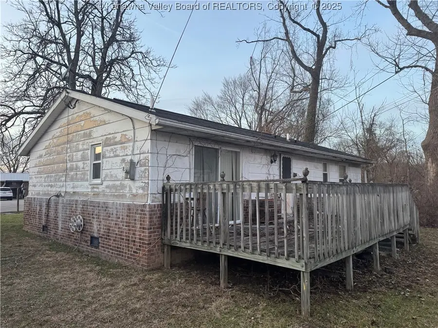 2 Shawnee Acres Circle, Dunbar, WV 25064 - Image #3