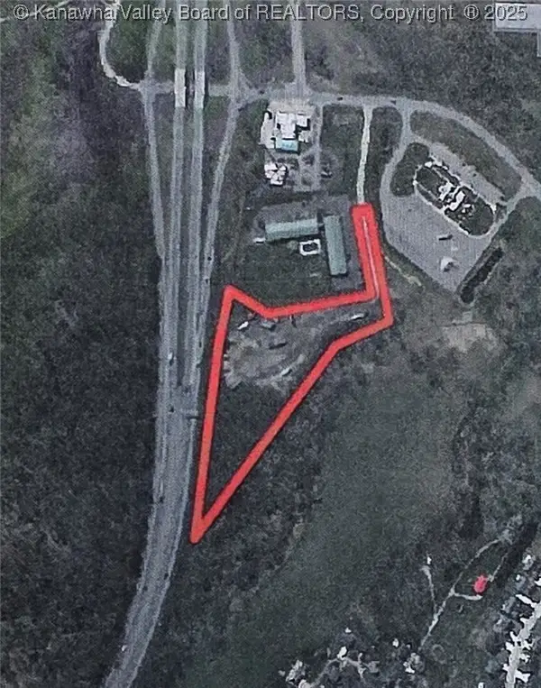 1341 Highland Avenue, Williamstown, WV 26187