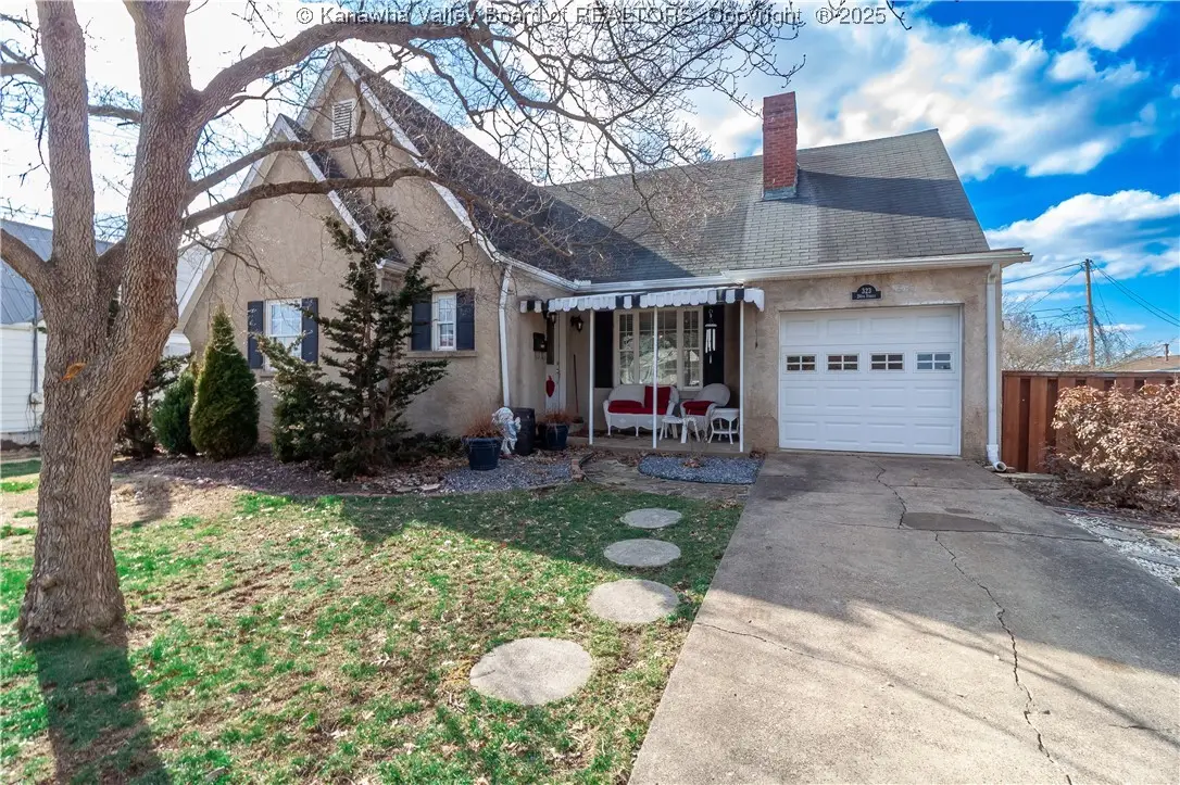 323 24th Street, Dunbar, WV 25064 - Image #1