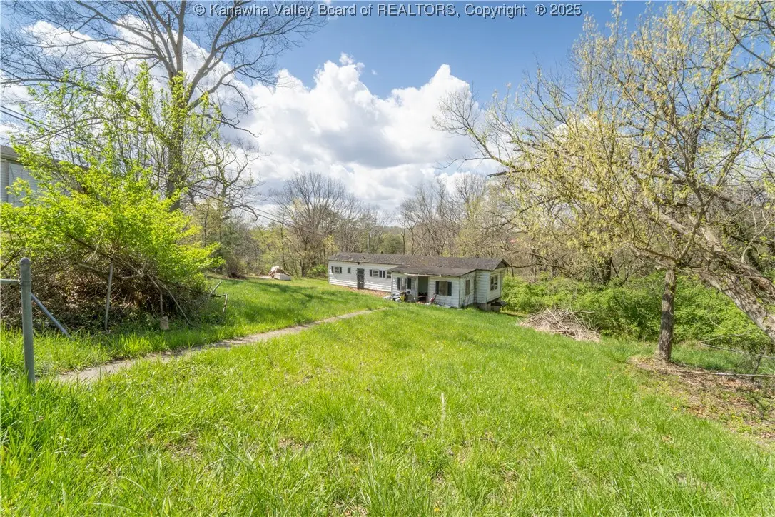 1204 Chestnut Street, South Charleston, WV 25309 - Image #1