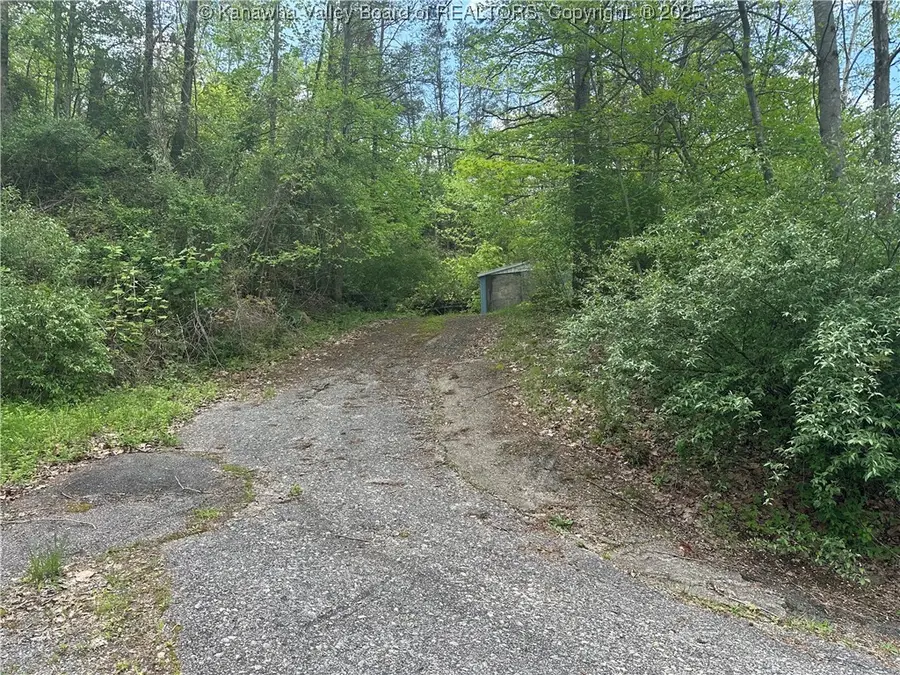 940 Jefferson Road, South Charleston, WV 25309 - Image #3