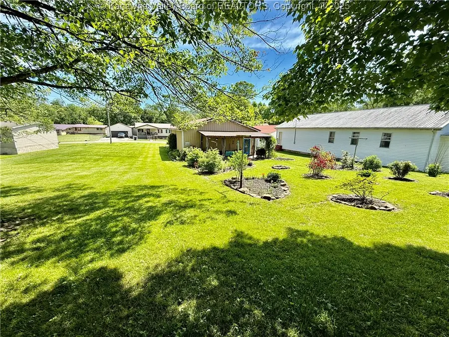 315 High Street, Fort Gay, WV 25514 - Image #3