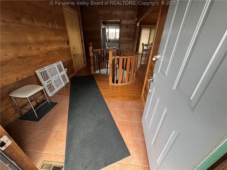 3308 Virginia Avenue Se, Charleston, WV 25304 - Image #3