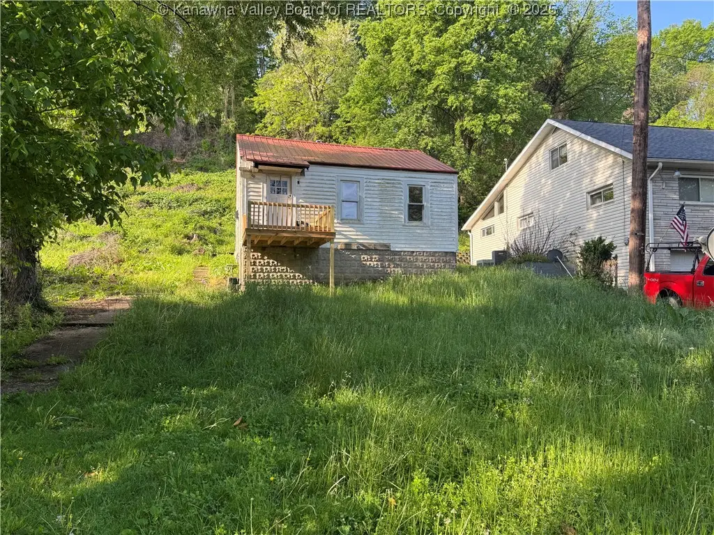 3211 Georges Drive, Saint Albans, WV 25177 - Image #1