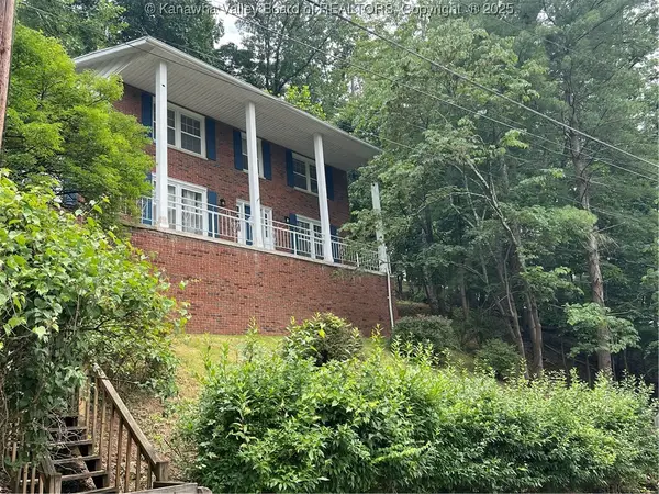 938 Harmony Lane, South Charleston, WV 25303