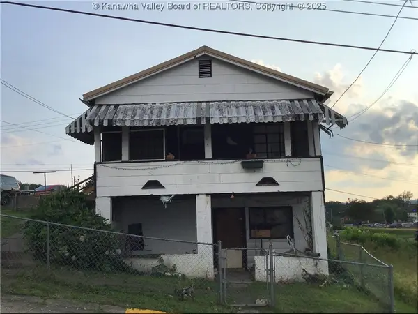 4428 Pennsylvania Avenue, South Charleston, WV 25309