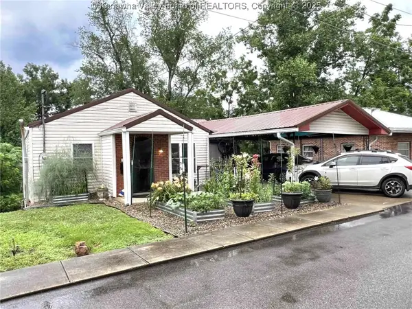 134 Circle Avenue, Spencer, WV 25276