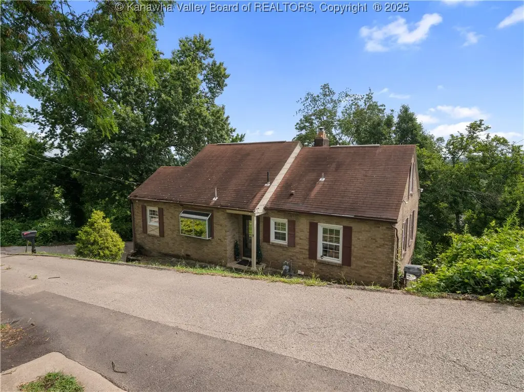 9 Observatory Road, Charleston, WV 25314 - Image #1