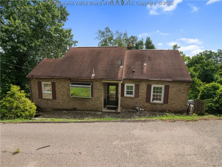 9 Observatory Road, Charleston, WV 25314 - Image #2