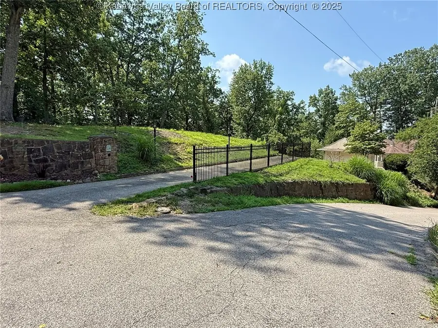 1500 Longridge Road, Charleston, WV 25314 - Image #3
