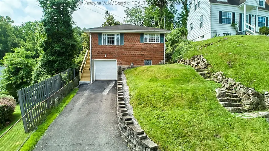 318 Monroe Street, South Charleston, WV 25303 - Image #2