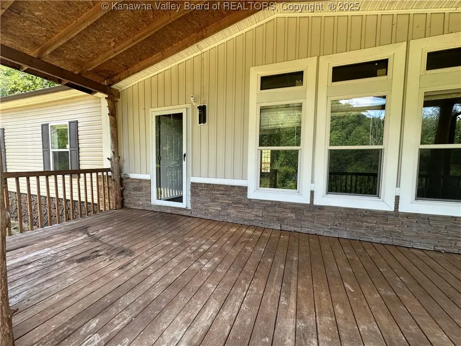 17 Ambrosia Lane, Iaeger, WV 24844 - Image #3