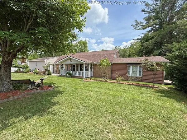 960 Grandview Road, Daniels, WV 25832