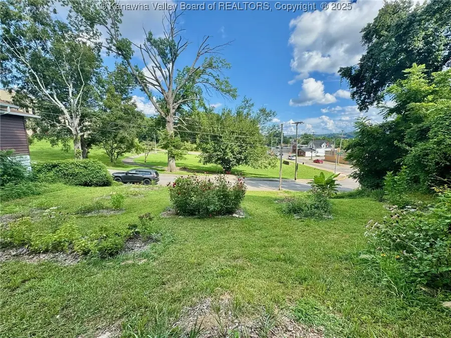 800 Park Avenue, Charleston, WV 25302 - Image #3